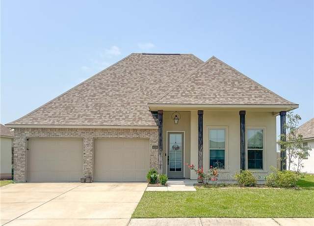 Property at 4308 Cabot Drive Drive, Lake Charles, LA 70607, 3 beds, 2 baths