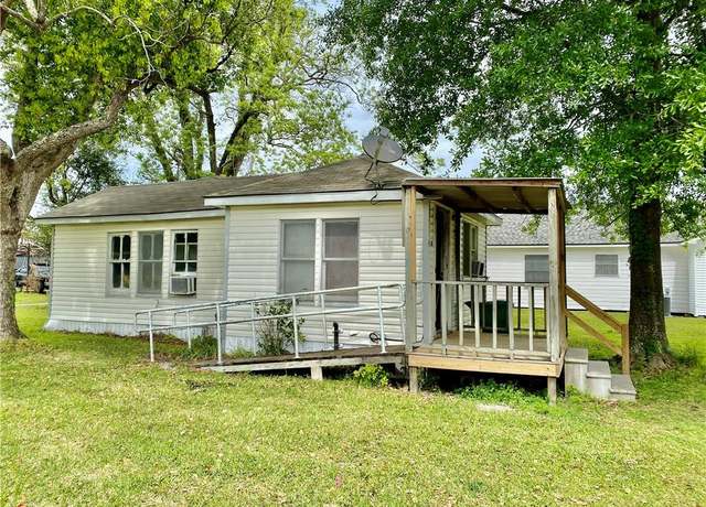 Property at 1530 East Street Street, Vinton, LA 70668, 1 bed, 1 bath