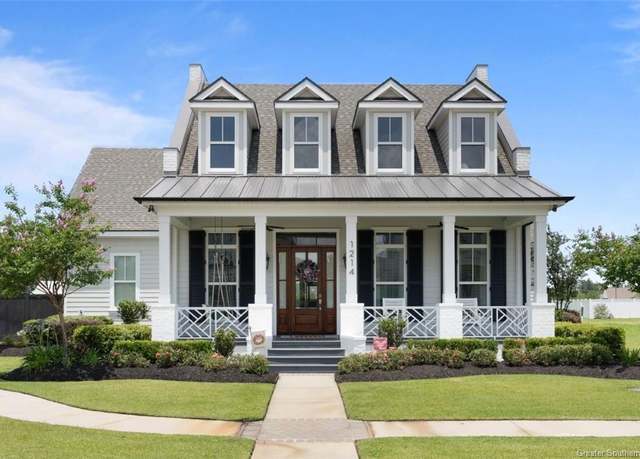 Property at 1214 St Anne Avenue Avenue, Lake Charles, LA 70601, 4 beds, 3.5 baths