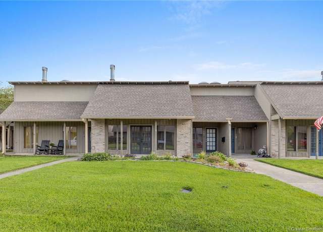 Property at 690 Lakewood Drive Drive, Lake Charles, LA 70605, 3 beds, 2 baths