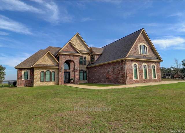 Property at 7151 Olsen Road Road, Sulphur, LA 70665, 4 beds, 4.5 baths