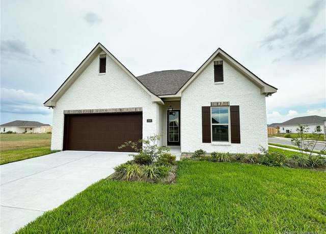Property at 3020 Basin Way Way, Lake Charles, LA 70607, 4 beds, 3 baths