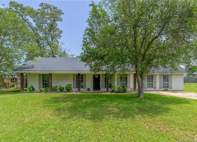 Property at 1430 Beech Street Street, Westlake, LA 70669, 4 beds, 2.5 baths