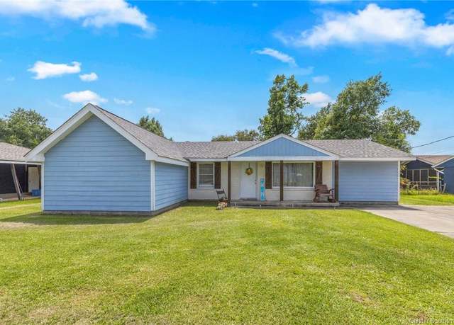 Property at 306 Louisiana Avenue Avenue, Sulphur, LA 70663, 4 beds, 2 baths