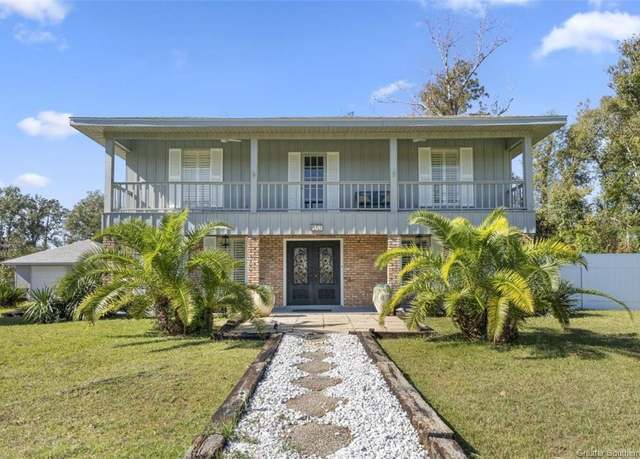 Property at 915 Tanglewood Drive Drive, Lake Charles, LA 70611, 4 beds, 4.5 baths