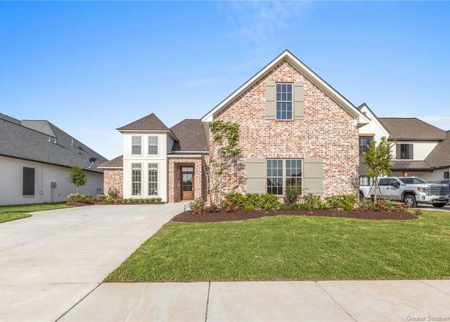 Property at 5818 Weeping Willow Drive Drive, Lake Charles, LA 70605, 4 beds, 3.5 baths