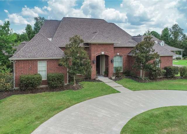 Property at 231 Merlot Drive Drive, Lake Charles, LA 70611, 4 beds, 3.5 baths