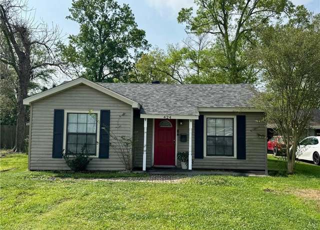 Property at 424 Fairfield Street Street, Lake Charles, LA 70605, 2 beds, 1 bath