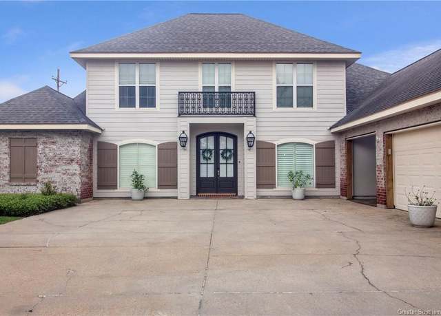 Property at 4841 Troon Drive Drive, Lake Charles, LA 70605, 4 beds, 3 baths