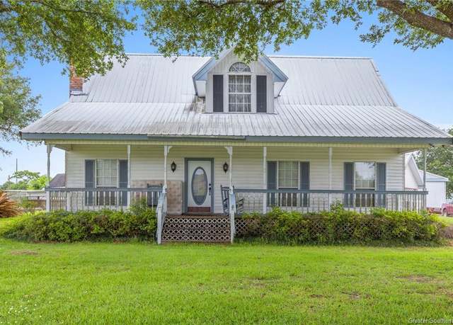 Property at 6921 Burgundy Drive Drive, Lake Charles, LA 70605, 3 beds, 2.5 baths