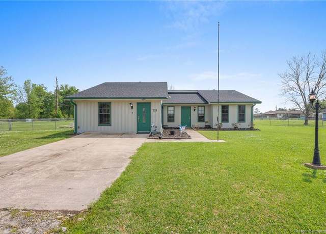 Property at 725 Peridot Lane Lane, Lake Charles, LA 70611, 3 beds, 2 baths