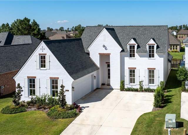 Property at 5826 Weeping Willow Drive Drive, Lake Charles, LA 70605, 4 beds, 3 baths