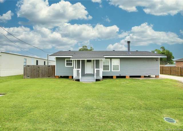 Property at 505 Fontenot Road Road, Lake Charles, LA 70607, 3 beds, 2 baths