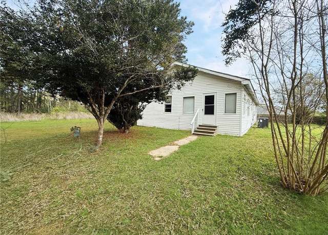 Property at 295 Ross Road Road, Anacoco, LA 71403, 3 beds, 2 baths