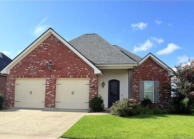 Property at 2523 S Point Drive Drive, Lake Charles, LA 70605, 3 beds, 2 baths