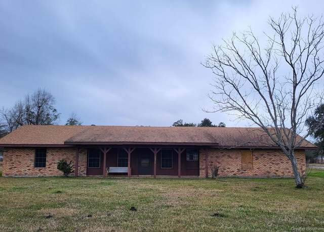Property at 4836 Madrid Drive Drive, Sulphur, LA 70665, 3 beds, 2 baths