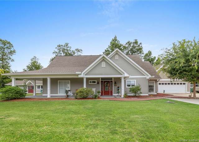 Property at 2545 Timber Lane Lane, Lake Charles, LA 70605, 2 beds, 2.5 baths