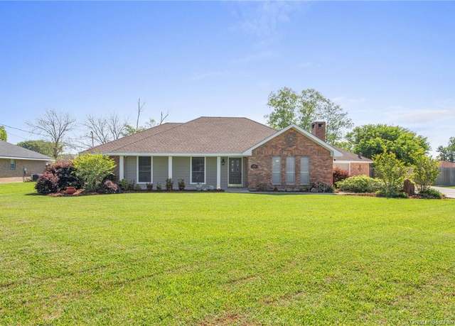 Property at 5721 Alder Street Street, Lake Charles, LA 70605, 3 beds, 2 baths