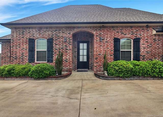 Property at 2418 Gracie Drive Drive, Lake Charles, LA 70611, 4 beds, 3 baths