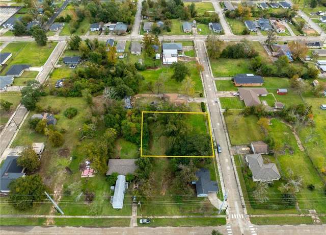 Property at 802 Goos Boulevard Boulevard N, Lake Charles, LA 70601