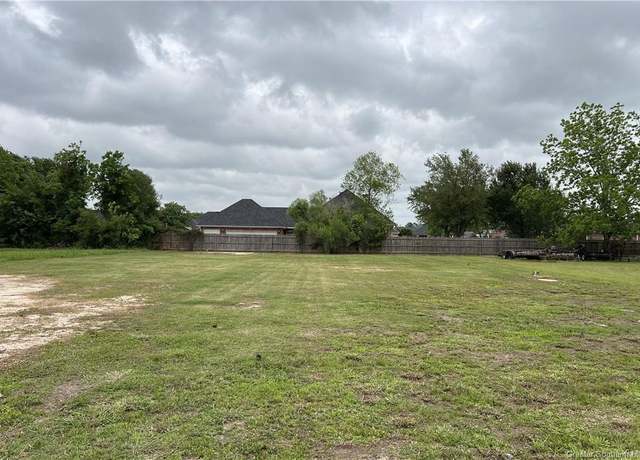 Property at 5729 Nelson Road Road, Lake Charles, LA 70605