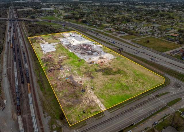Property at 1825 Interstate 10 Interstate Interstate, Lake Charles, LA 70601