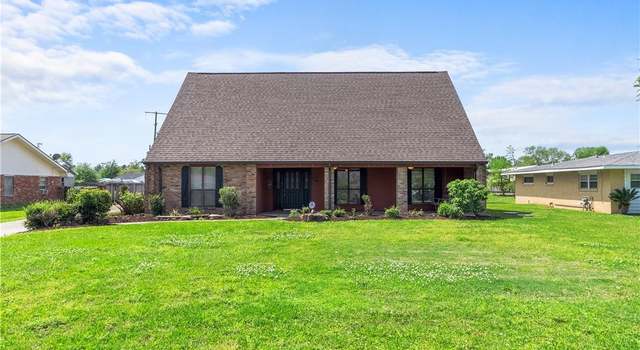 Photo of 3710 Pin Oak Court Court, Lake Charles, LA 70605