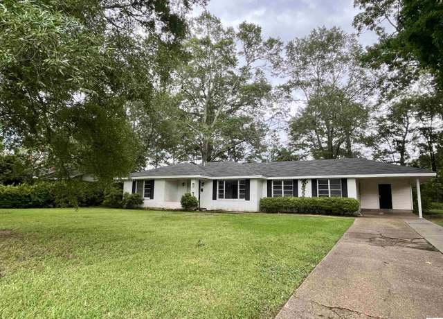 Property at 1626 Gladney Dr, Bastrop, LA 71220, 3 beds, 2 baths