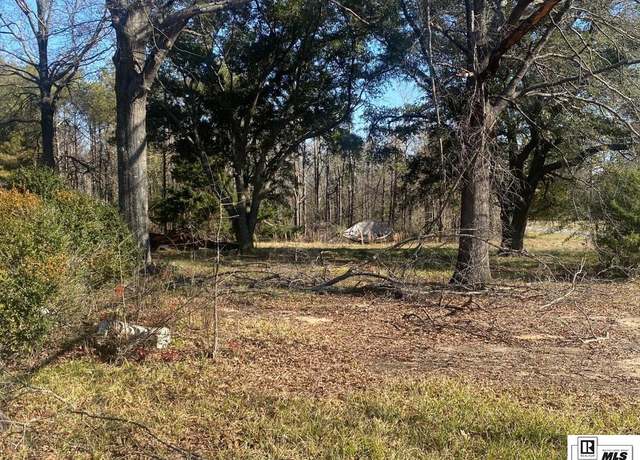 Property at 212 Porter Rd, Oak Grove, LA 71263