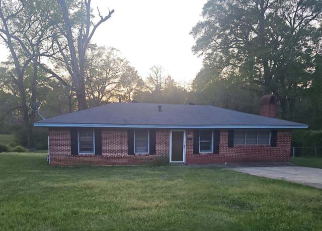 Property at 410 S Cox St, Bastrop, LA 71220, 3 beds, 1 bath