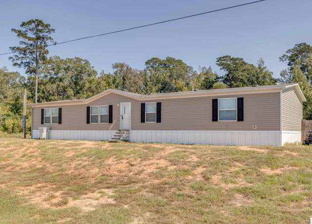 Property at 195 Depot Ln, West Monroe, LA 71292, 4 beds, 2 baths