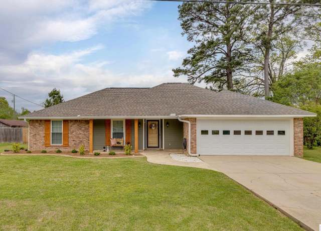 Property at 505 Brian Dr, West Monroe, LA 71291, 3 beds, 2 baths