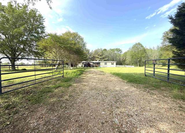 Property at 187 Boeuf River Church Rd, Winnsboro, LA 71295, 3 beds, 3 baths