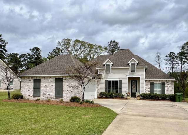 Property at 131 Buck Mdw, Ruston, LA 71270, 4 beds, 2 baths