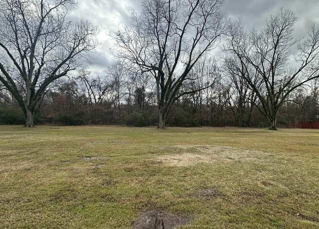Property at 117 St Charles Cir, Monroe, LA 71203