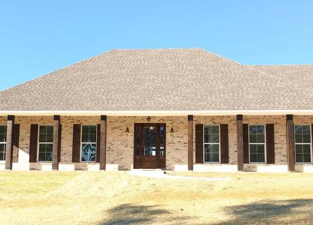 Property at 428 Winnfield Rd, West Monroe, LA 71292, 3 beds, 2.5 baths