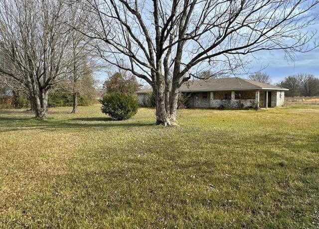 Property at 147 Angus Road Ext, Monroe, LA 71202, 3 beds, 2 baths