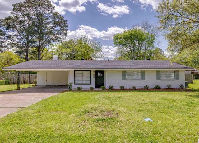 Property at 214 Belmont Cir, Monroe, LA 71203, 4 beds, 3 baths