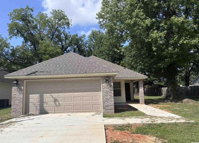 Property at 1676 Girard Rd, Rayville, LA 71269, 3 beds, 2 baths