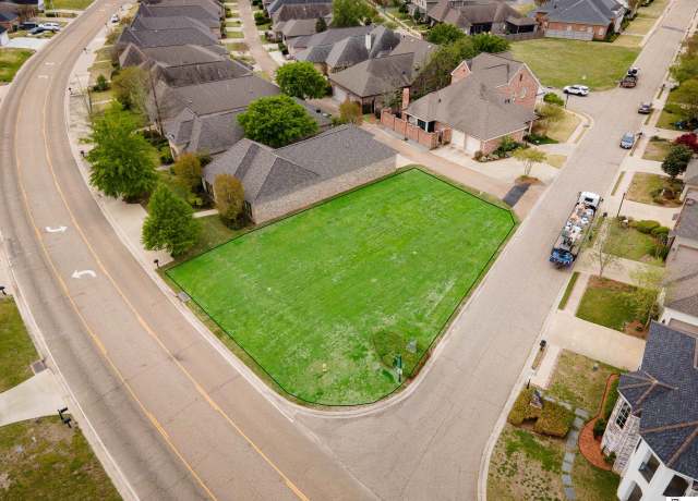 Property at 2123 Bienville Dr, Monroe, LA 71201