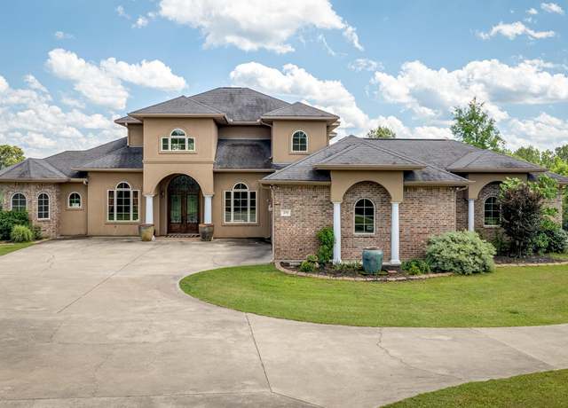 Property at 379 Dr Davis Rd, Calhoun, LA 71225, 3 beds, 3 baths