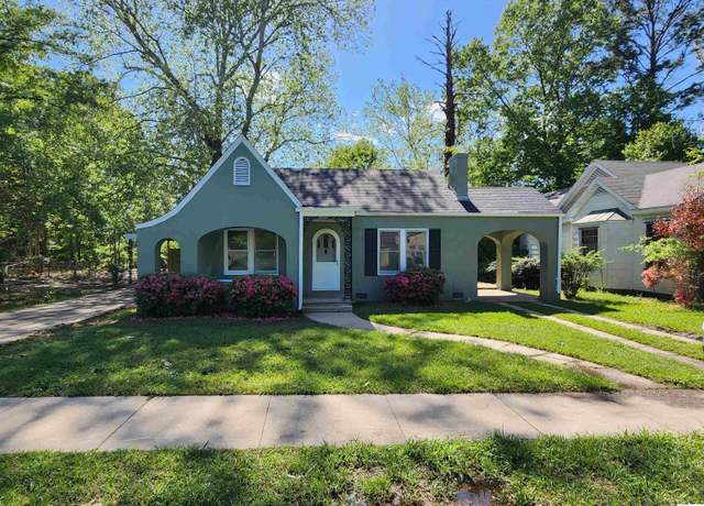 Property at 204 S College Ave, Monroe, LA 71203, 3 beds, 2 baths