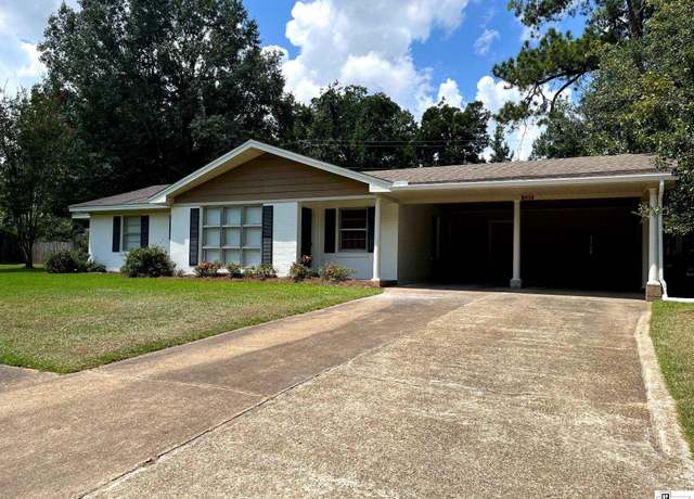 Property at 205 Frederick St, Bastrop, LA 71220, 4 beds, 3 baths