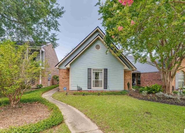 Property at 1805 Townhouse Dr Unit A, Monroe, LA 71201, 2 beds, 2 baths