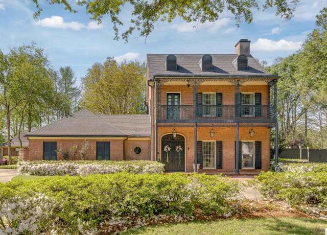 Property at 3262 Deborah Dr, Monroe, LA 71201, 3 beds, 3.5 baths