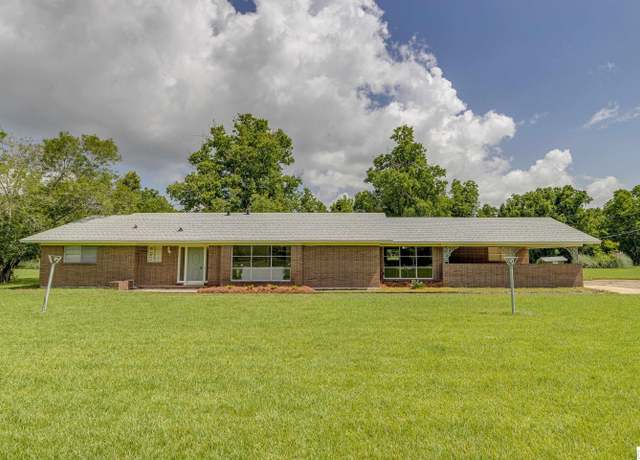 Property at 1175 Rowland Rd, Monroe, LA 71203, 3 beds, 2.5 baths