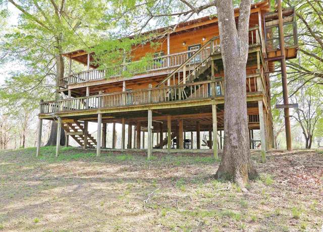 Property at 165 Garland Rd, Sterlington, LA 71280, 3 beds, 2 baths
