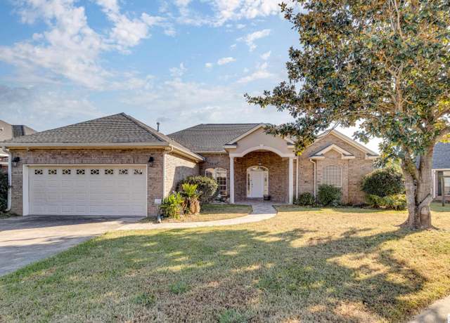 Property at 103 Tulip Wood Dr, Monroe, LA 71203, 4 beds, 3 baths