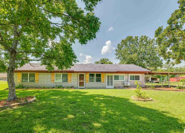 Property at 151 Caples Rd, West Monroe, LA 71292, 3 beds, 2 baths