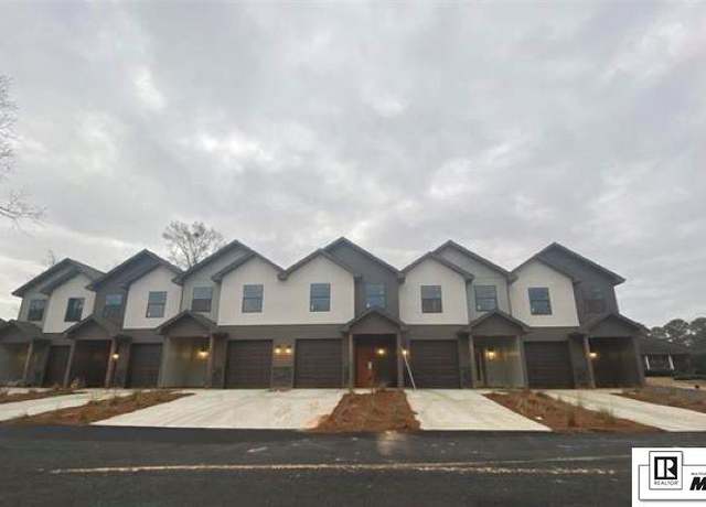 Property at 120 Perris Place Dr, West Monroe, LA 71292, 3 beds, 2.5 baths